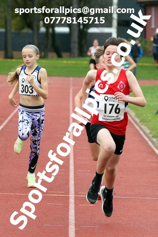 800 metres, NECAA Open Meeting, Morpeth, Sunday, October 18th. David T. Hewitson/Sports for All Pics